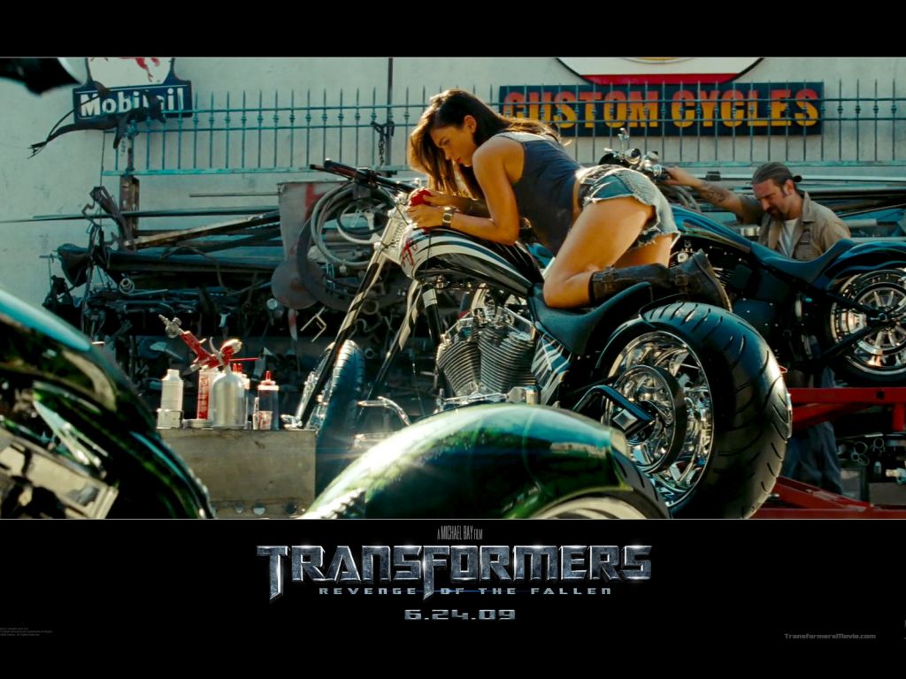 Megan Fox Transformers Still wallpaper