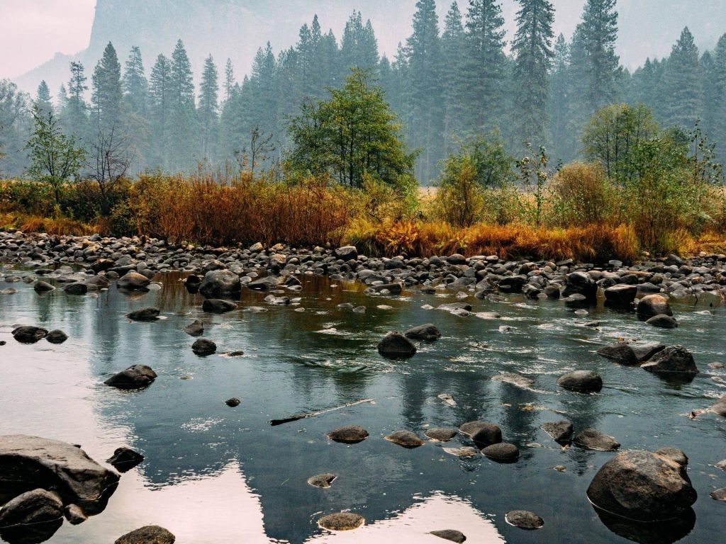 Merced Reflection - Yosemite CA wallpaper