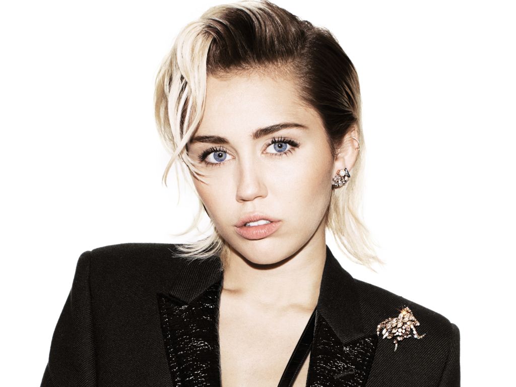 Miley Cyrus 5K wallpaper