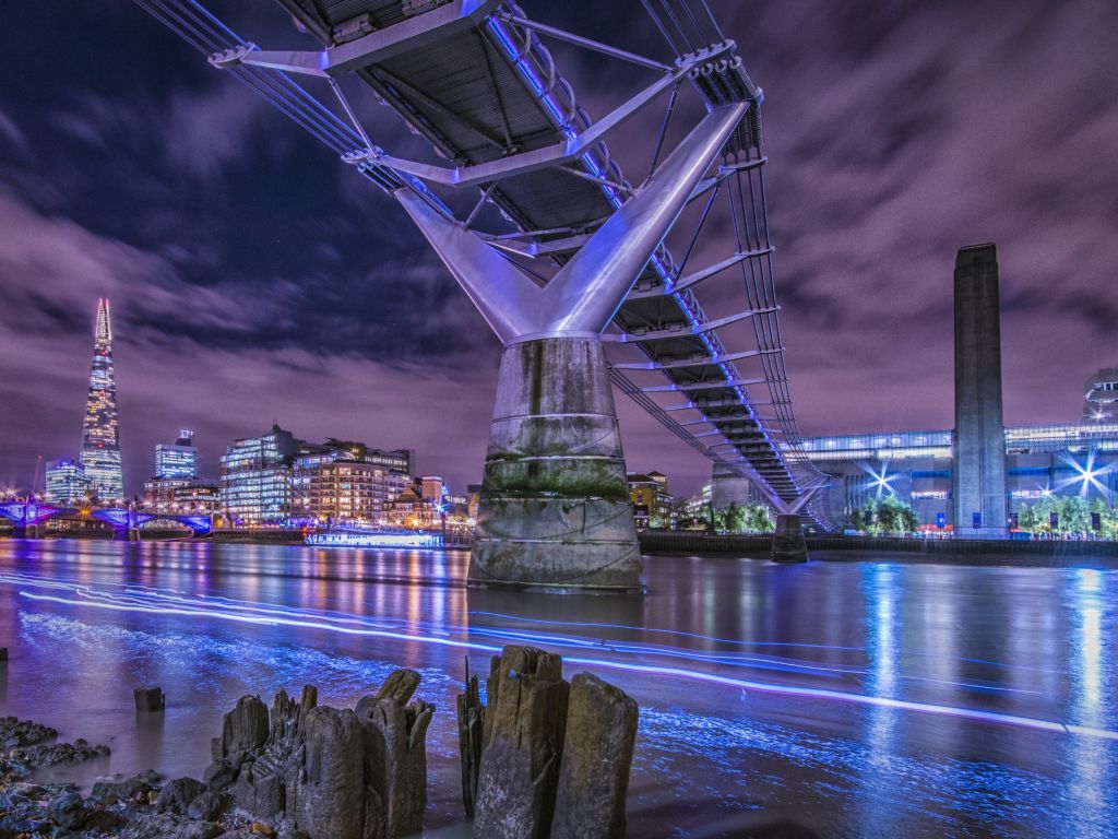 Millennium Bridge London wallpaper