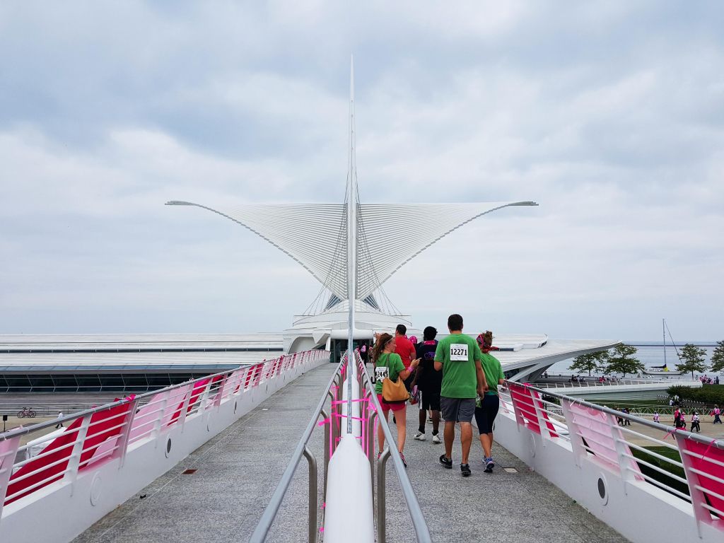 Milwaukee Art Museum After Race for the Cure This Weekend wallpaper