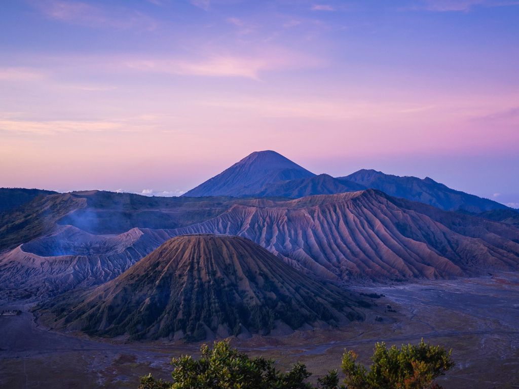 Mount Bruomo Indonesia wallpaper