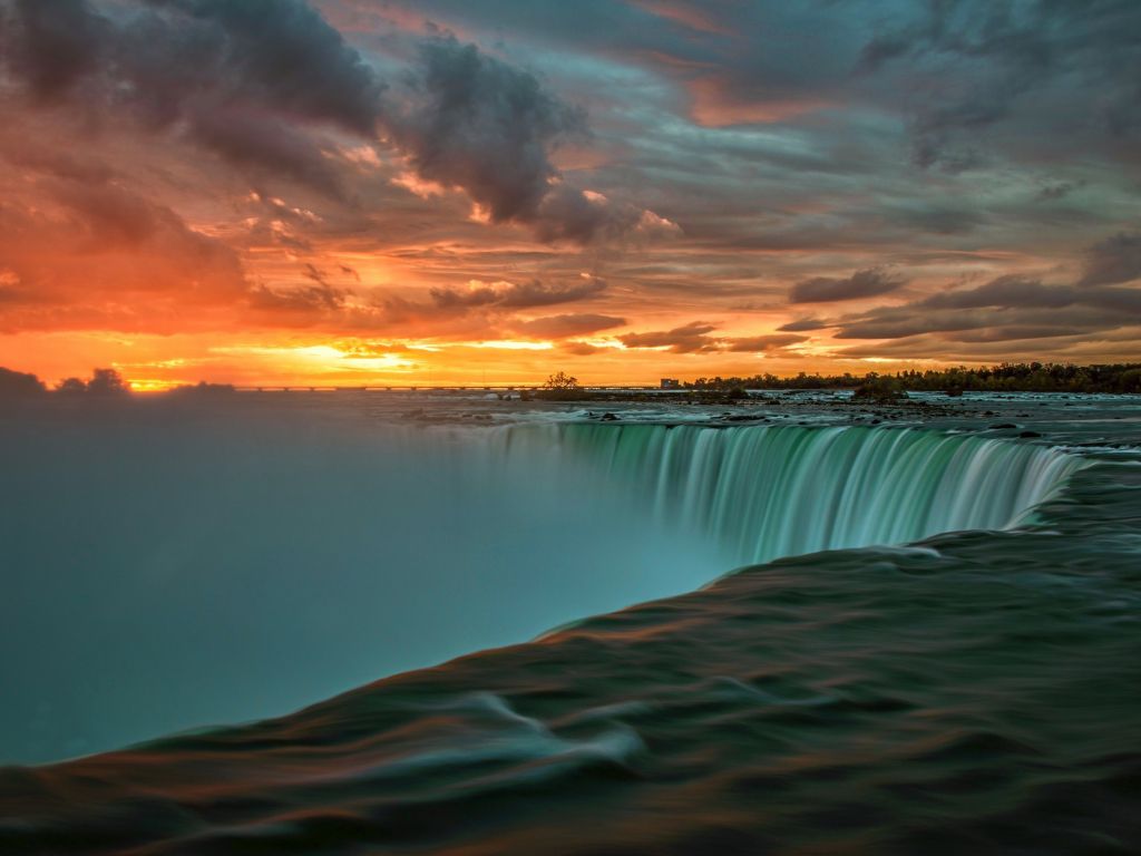 Niagara Falls In Canada Sunset wallpaper