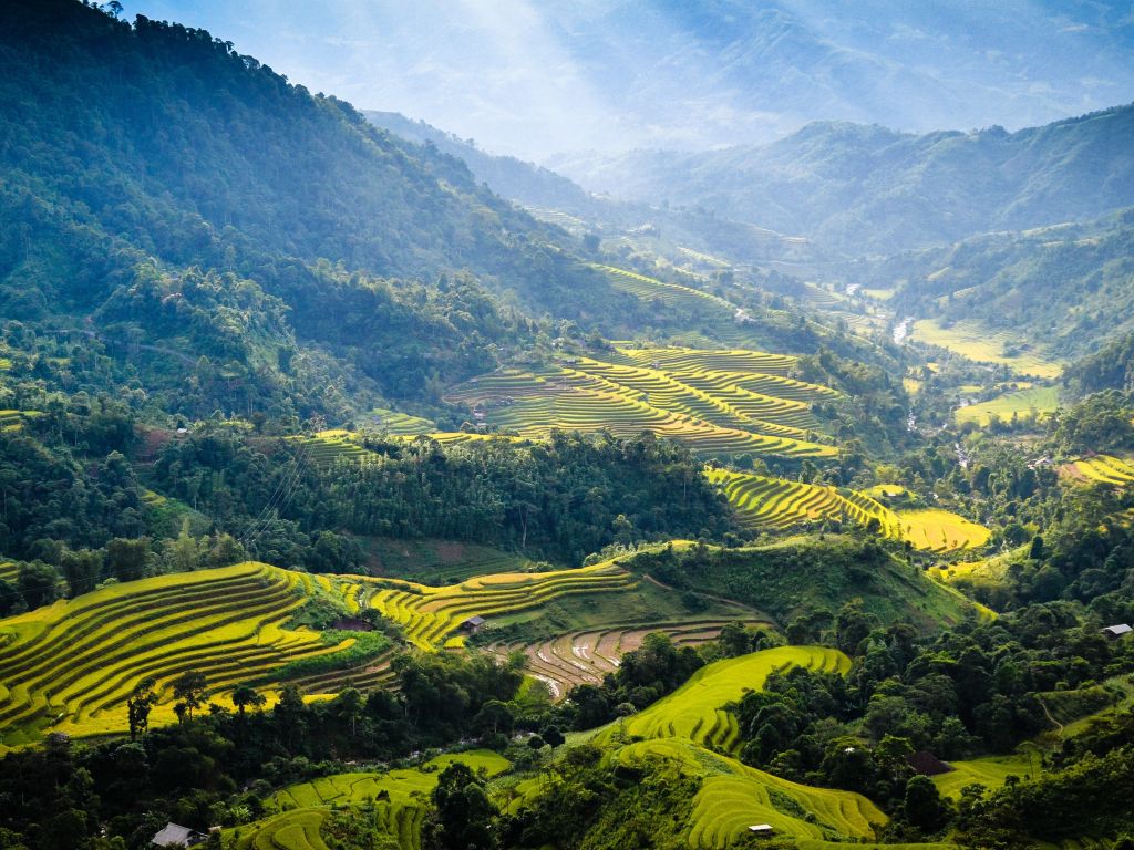 Ha Giang Province Near the Chinese Border wallpaper