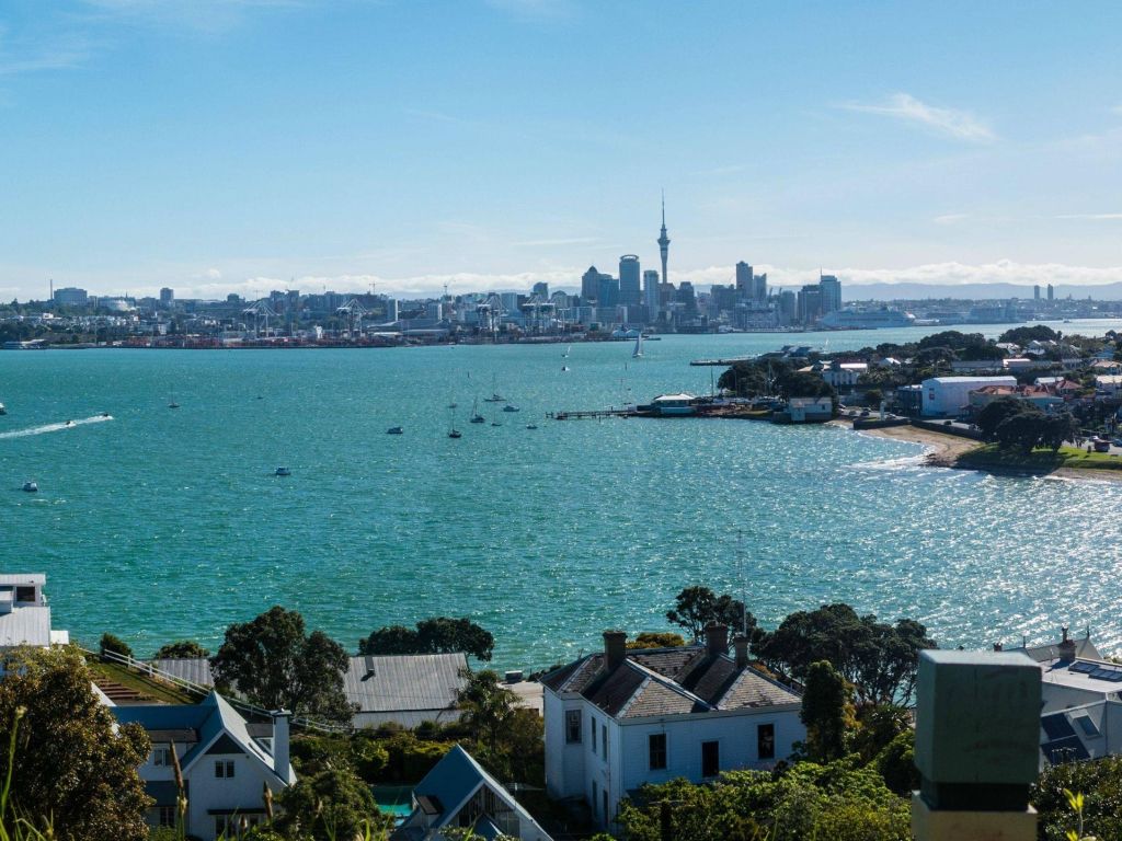 Panorama of Auckland Taken From North Head in Devonport wallpaper