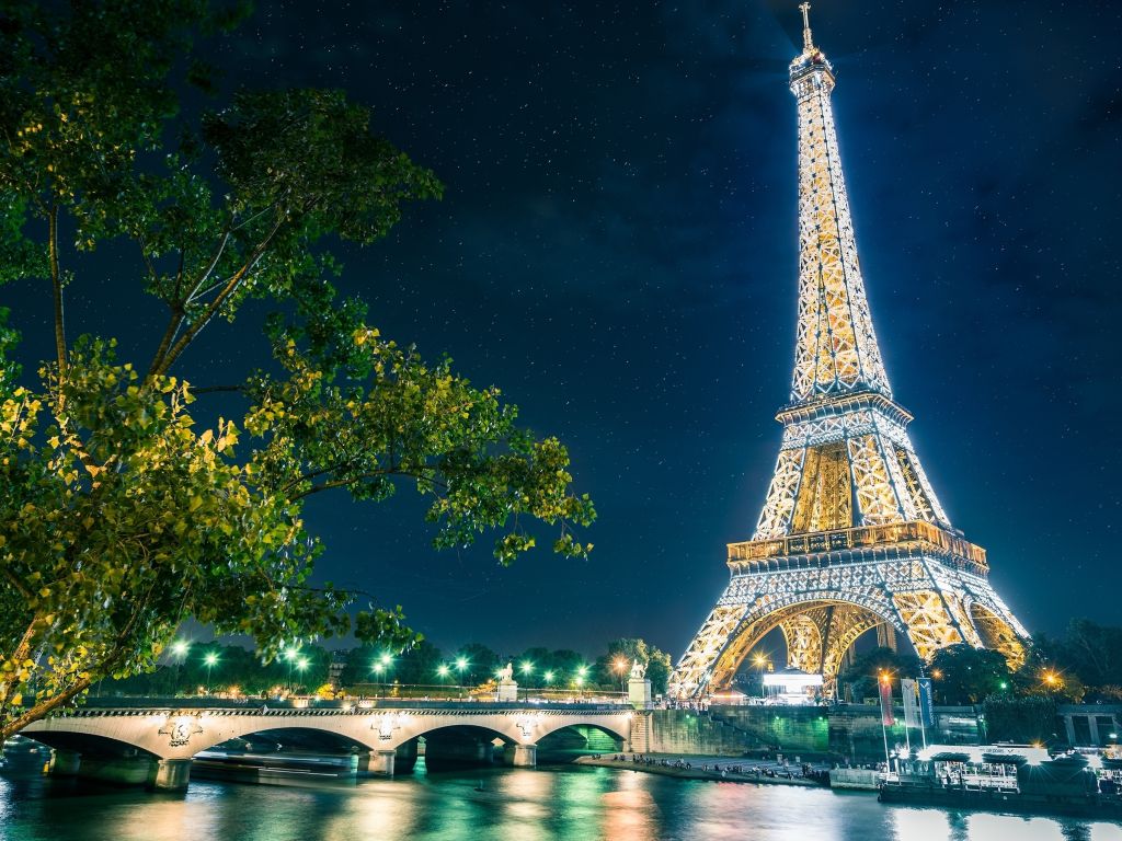 Paris Eiffel Tower 21591 wallpaper