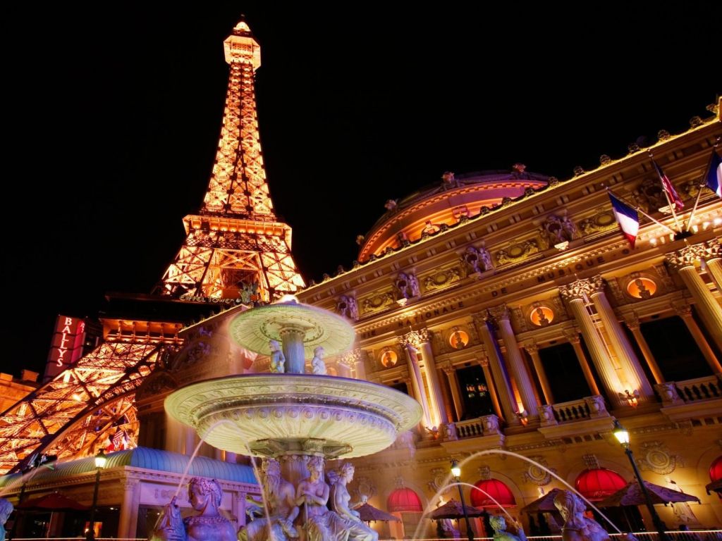Paris Hotel Las Vegas wallpaper