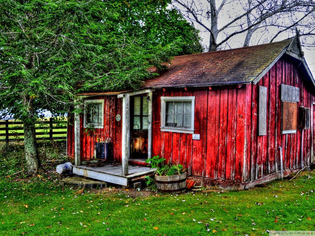 Red House Pseudo Hdr wallpaper