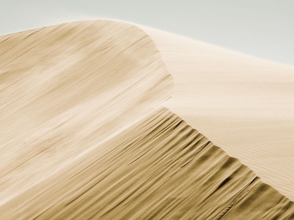 Sand Dunes in Windy Weather wallpaper