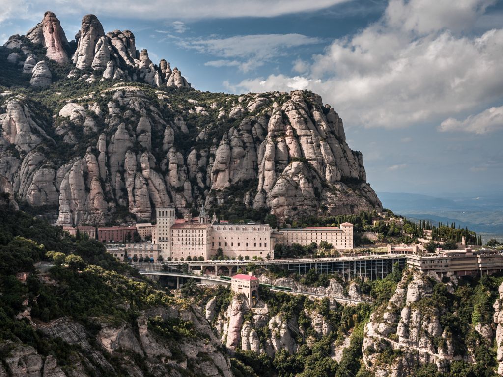Santa Maria De Montserrat Abbey Spain wallpaper