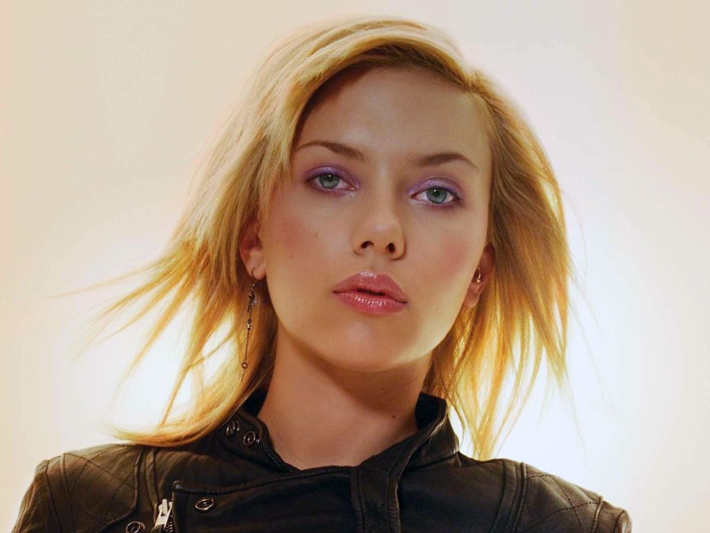 Scarlett Johansson 8959 wallpaper