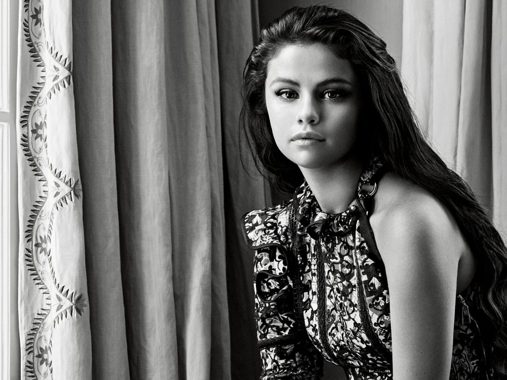 Selena Gomez 174 wallpaper