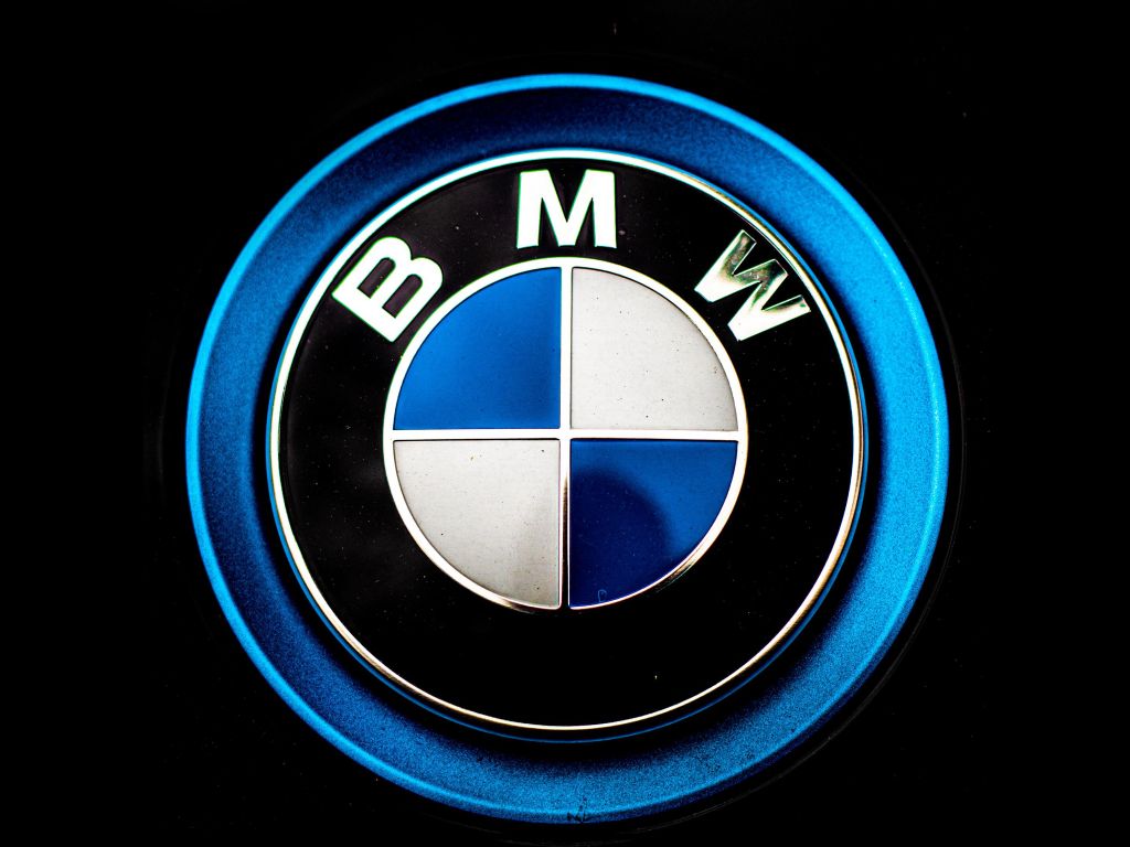 Simple BMW Logo wallpaper