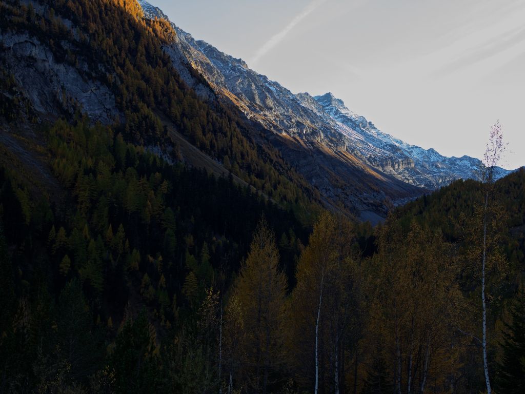 Snow-dusted Peaks in Derborence Valais Switzerland wallpaper