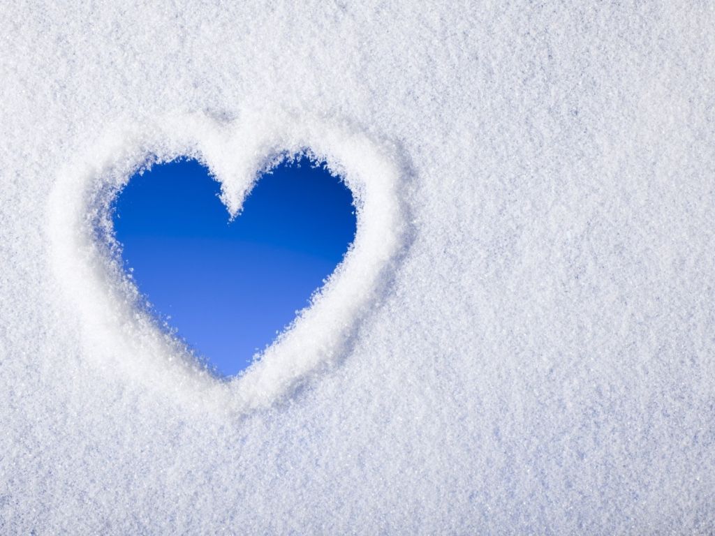 Snow Heart wallpaper
