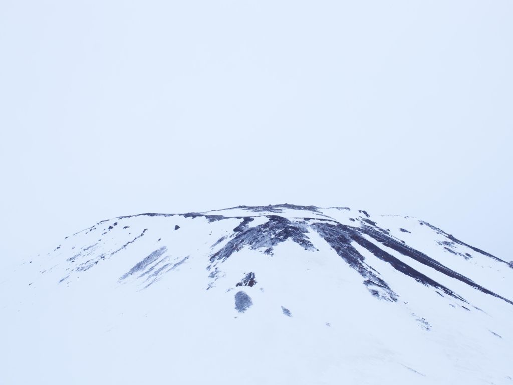 Snowy Mountain in Iceland wallpaper