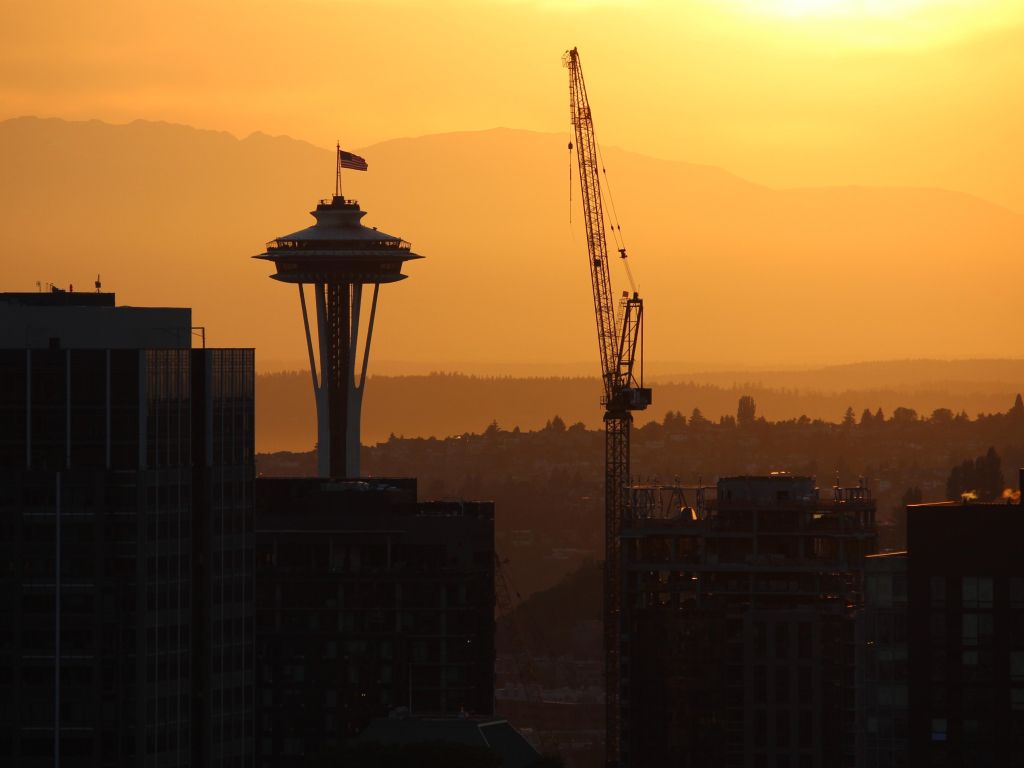 Space Needle and Crane at Sunset wallpaper
