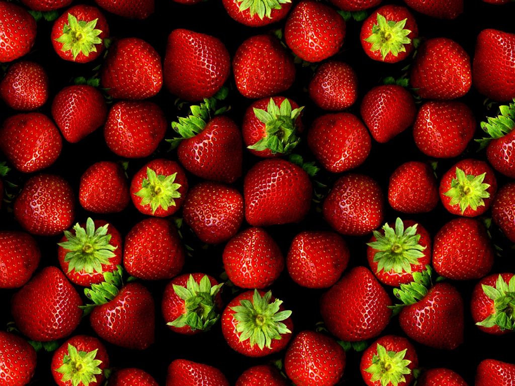 Strawberries 27772 wallpaper