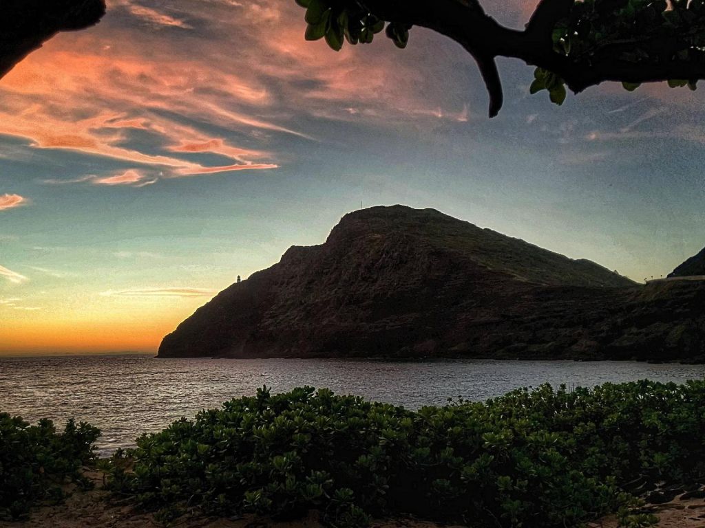 Sunrise at Makapu Beach Oahu Hawaii wallpaper