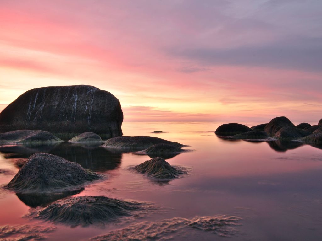 Sunset and Sea Byxelkrok Öland Sweden wallpaper