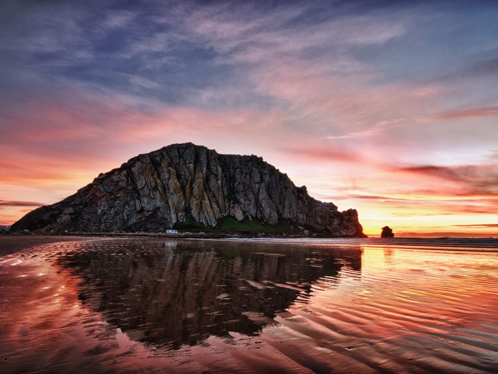Sunset Behind Morro Rock in Morro Bay CA wallpaper