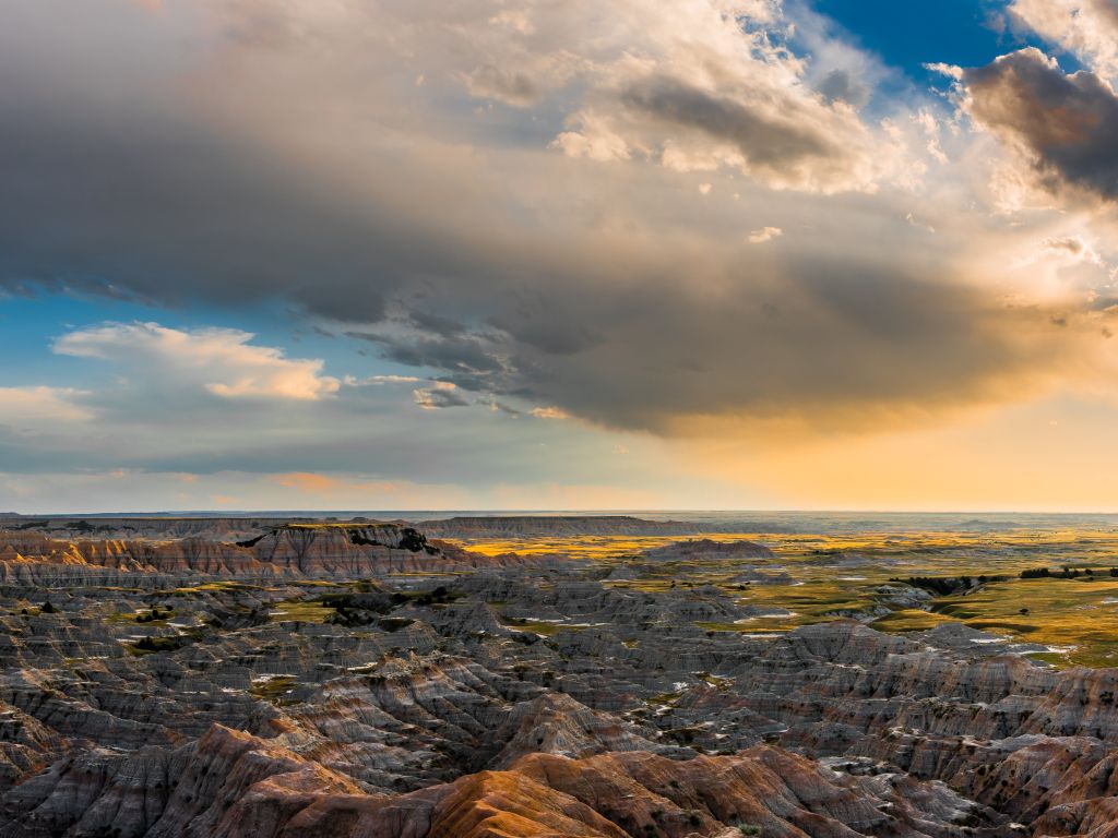 Sunset in Badlands National Park South Dakota wallpaper