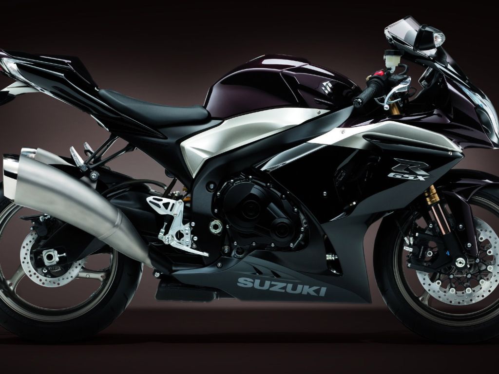 Suzuki Bikes 3759 wallpaper