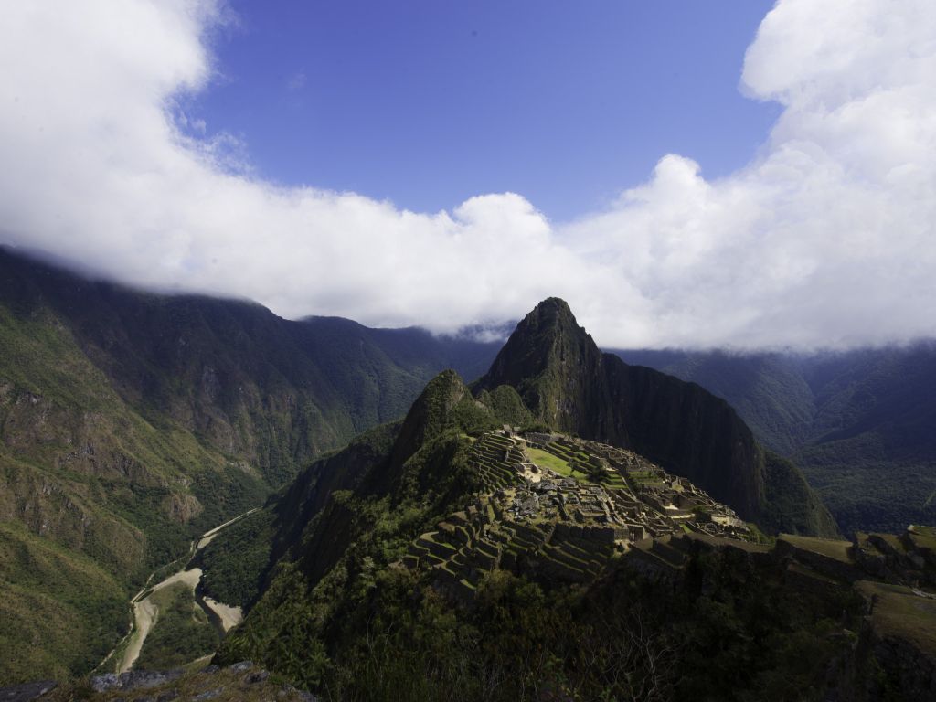 The End of the Inca Trail - Machu Picchu Peru wallpaper