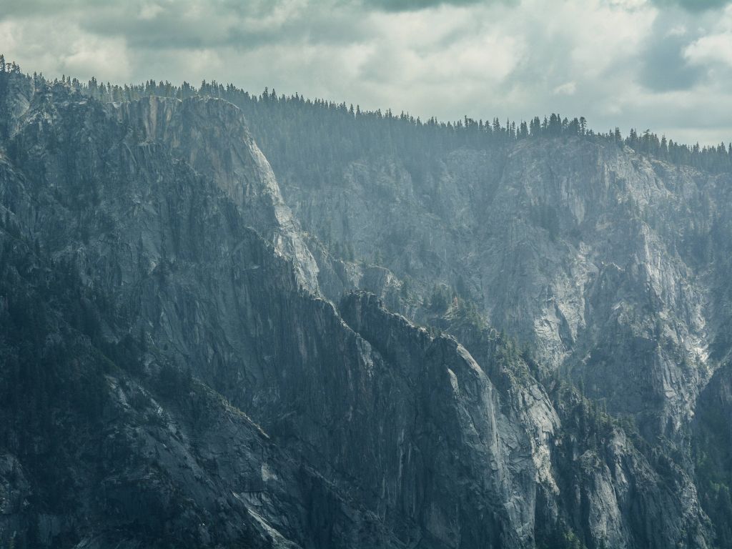 The Granite Walls of Yosemite Valley wallpaper