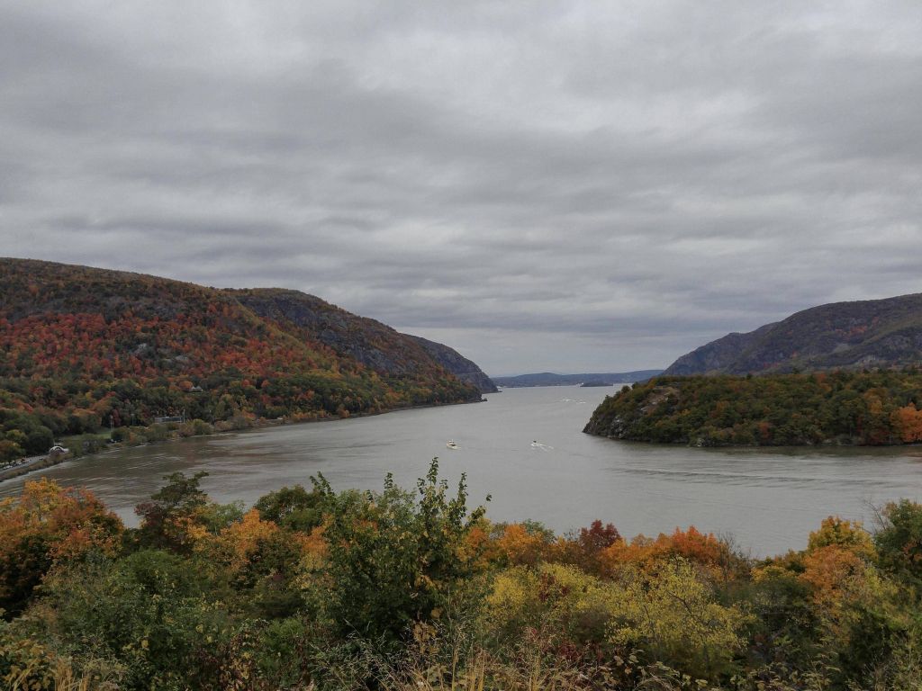 The Hudson River West Point New York wallpaper