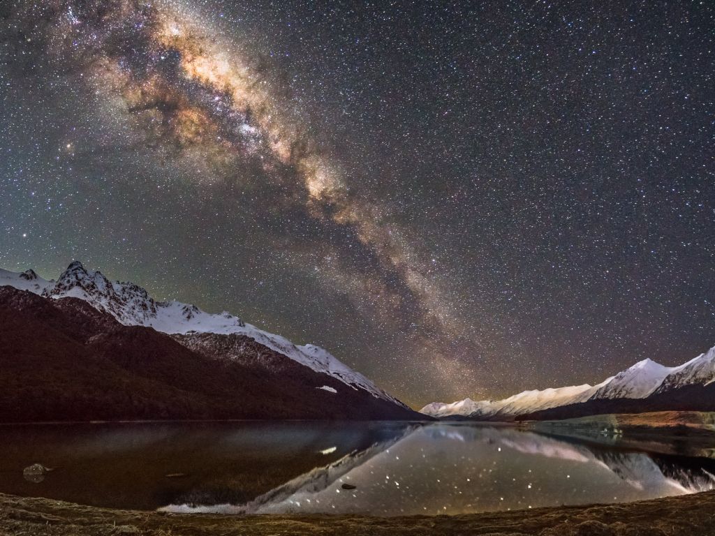 The Milky Way Over the Mavora Lakes wallpaper