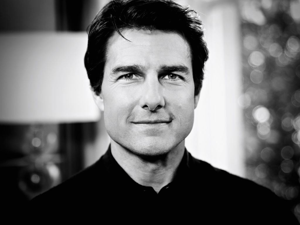Tom Cruise Black and White Portrait wallpaper