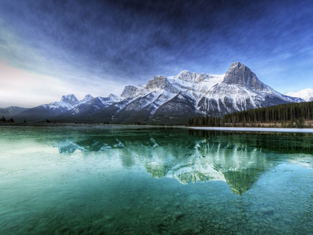 Transparent Lake Canada wallpaper