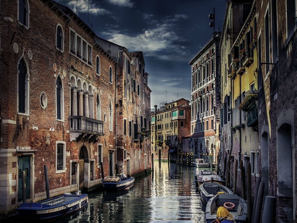 Travel Through Venice wallpaper