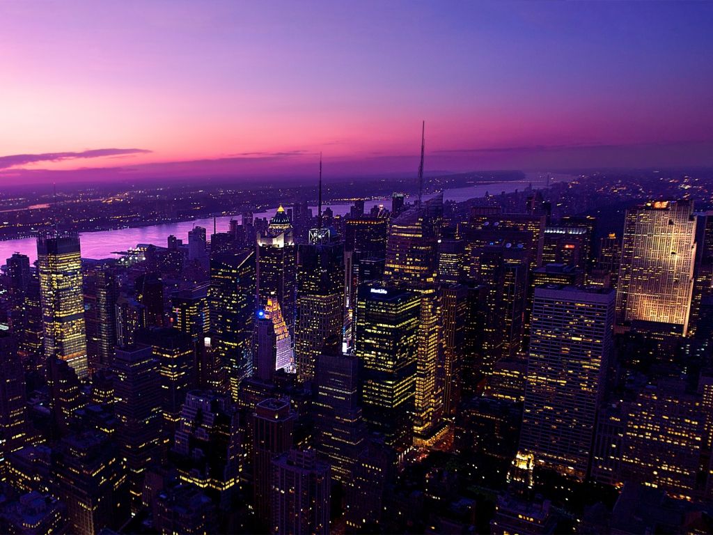 Twilight in New York City wallpaper