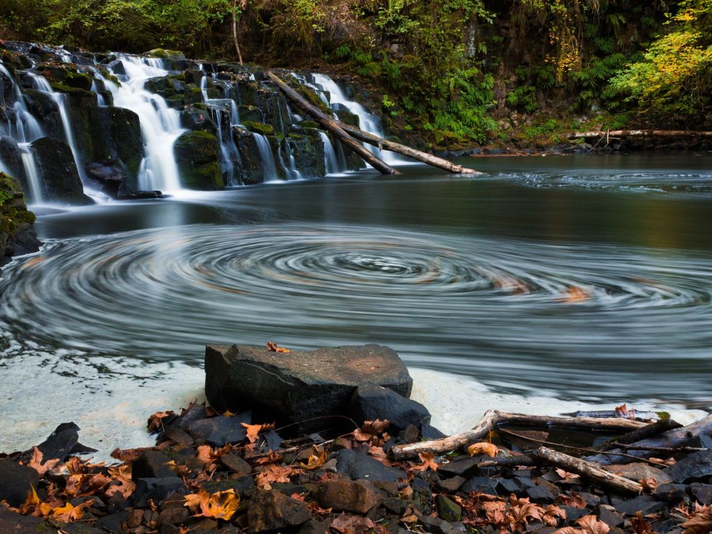 Twin Falls in Clatskanie Oregon With Some Leaves Swirling in This Long Exposure wallpaper
