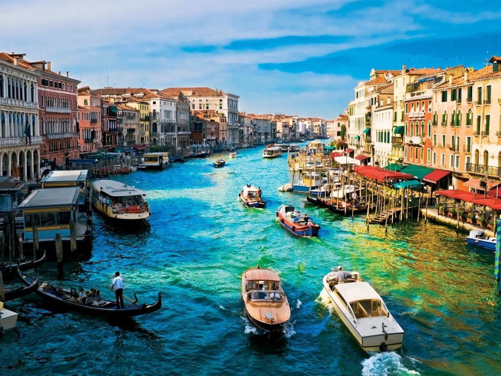 Venice Capital of Northern Italys Veneto Region wallpaper