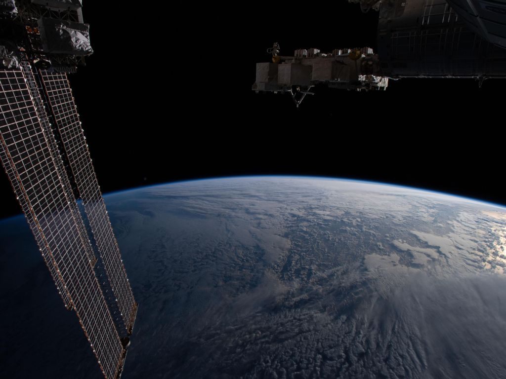 View From the ISS in wallpaper