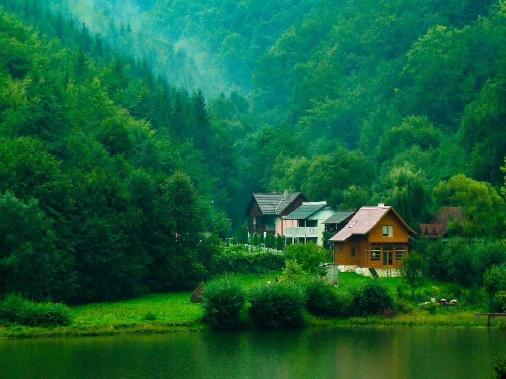 Download Free Houses wallpaper