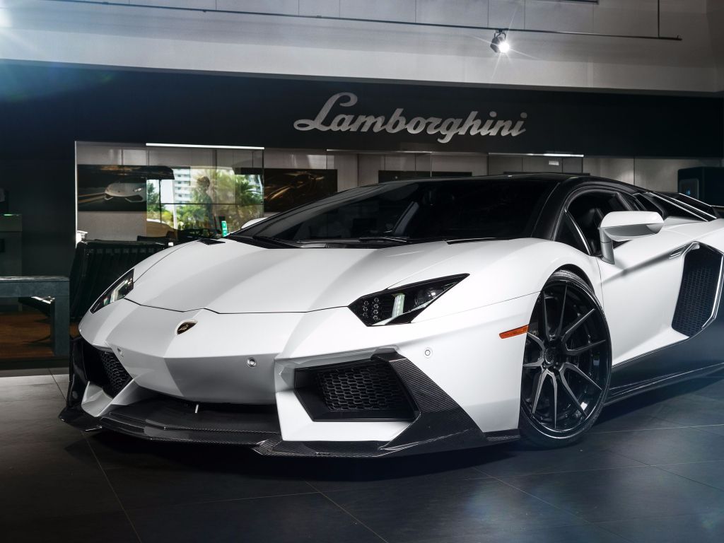 White Lamborghini wallpaper