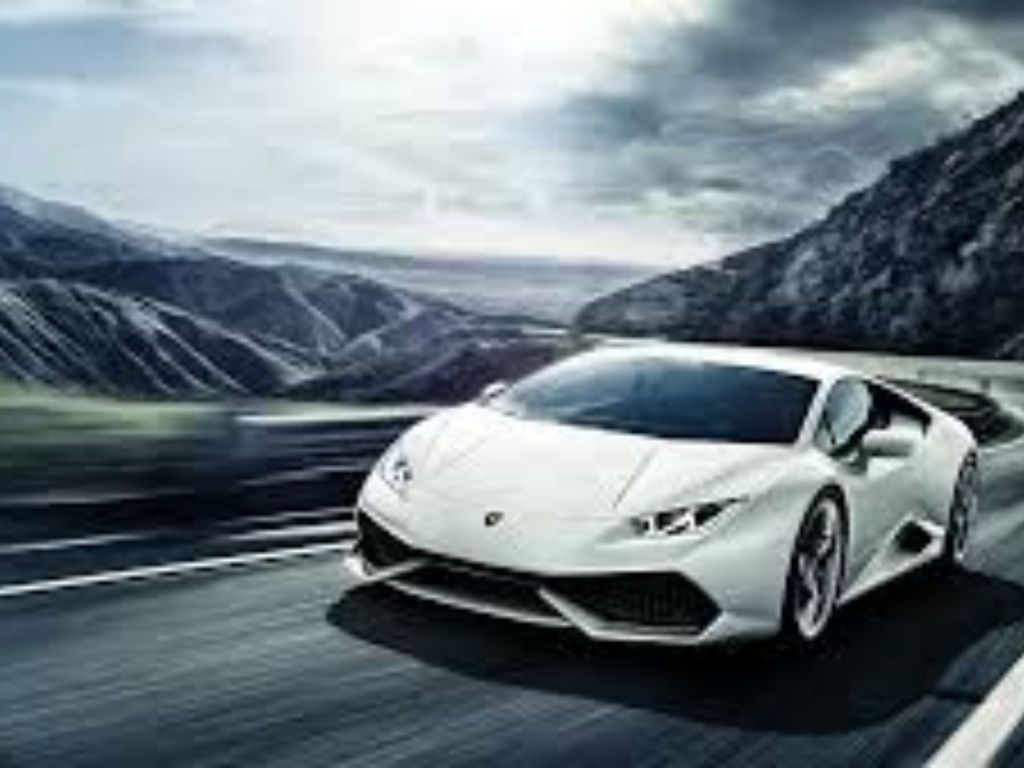 White Lamborghini S wallpaper