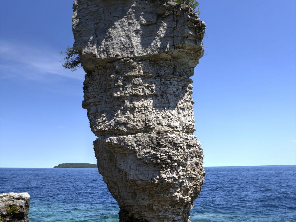 Wind Rain Ice and the Turquoise Waters Hammer Out These Formations on Flowerpot Island - Tobermory ON Canada wallpaper