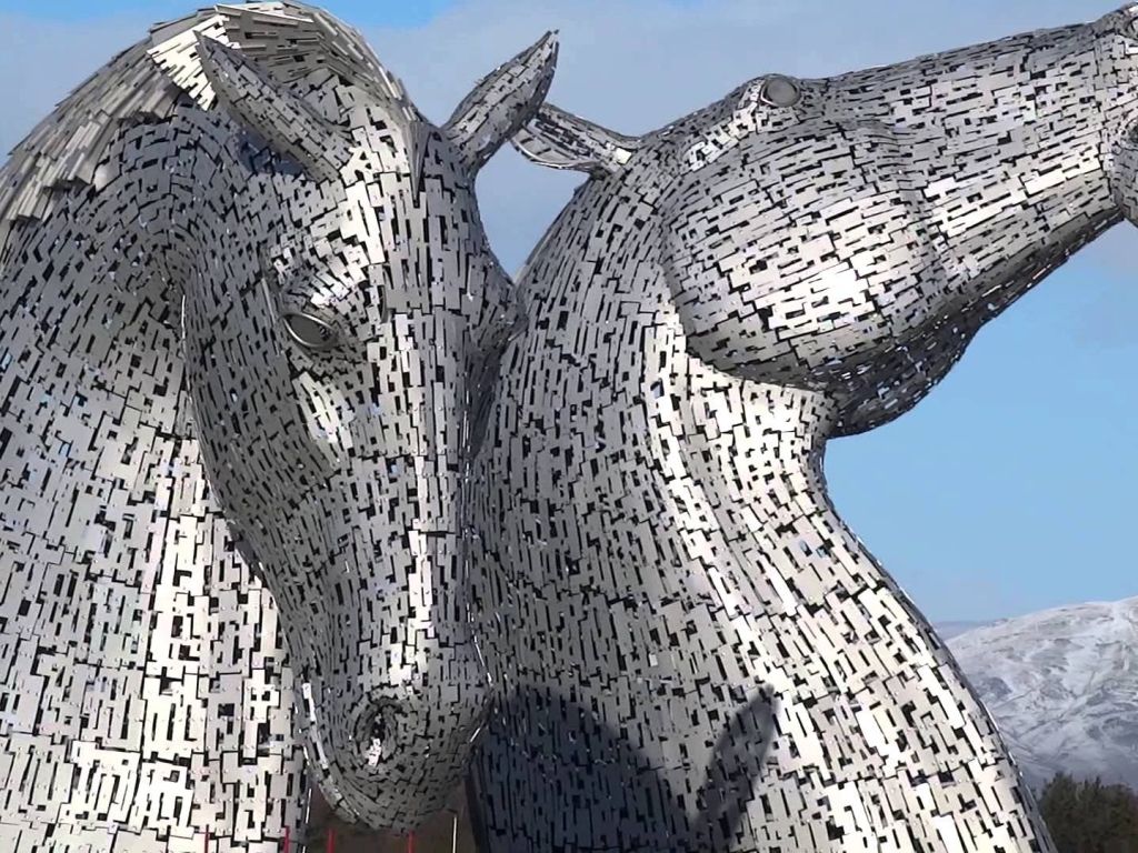 Winter Kelpies Horse Sculptures Forth And Clyde Canal Falkirk Scotland wallpaper