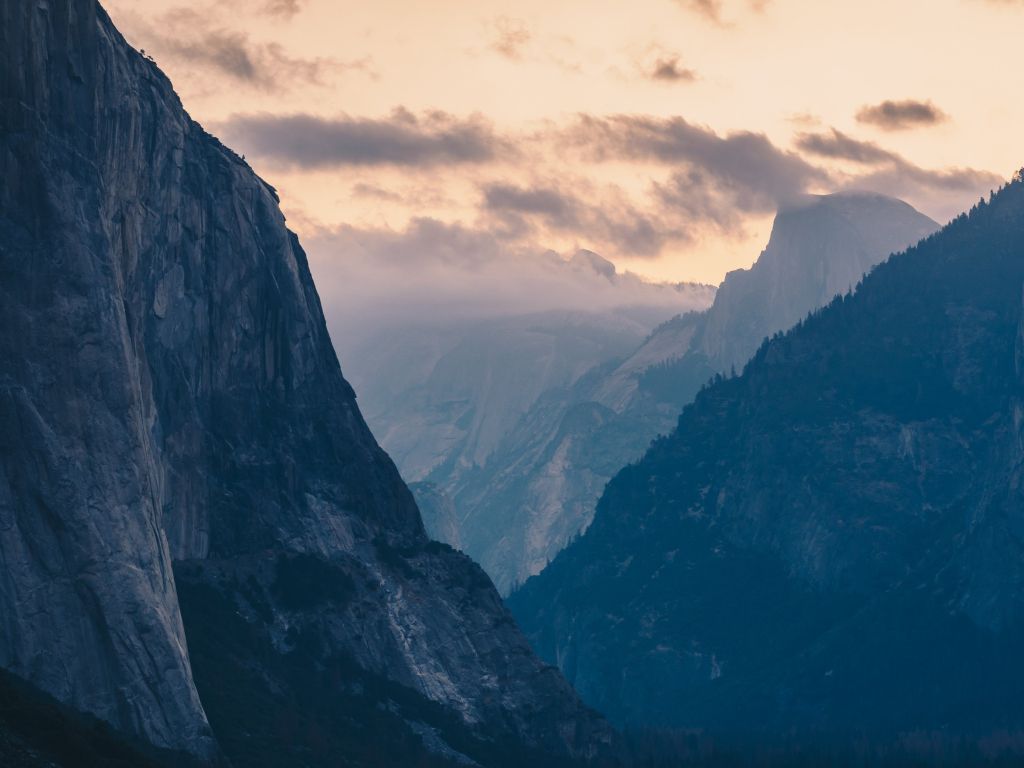 Sunrise Over Yosemite Valley CA wallpaper