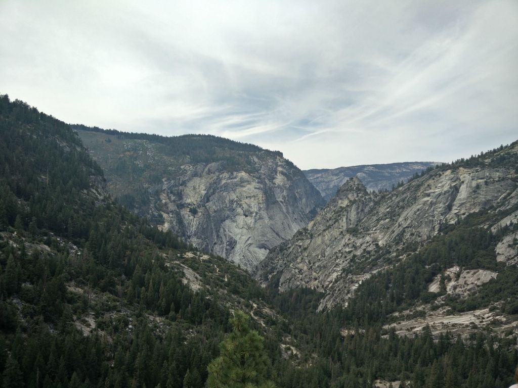 Yosemite - Mist Trail Hike wallpaper