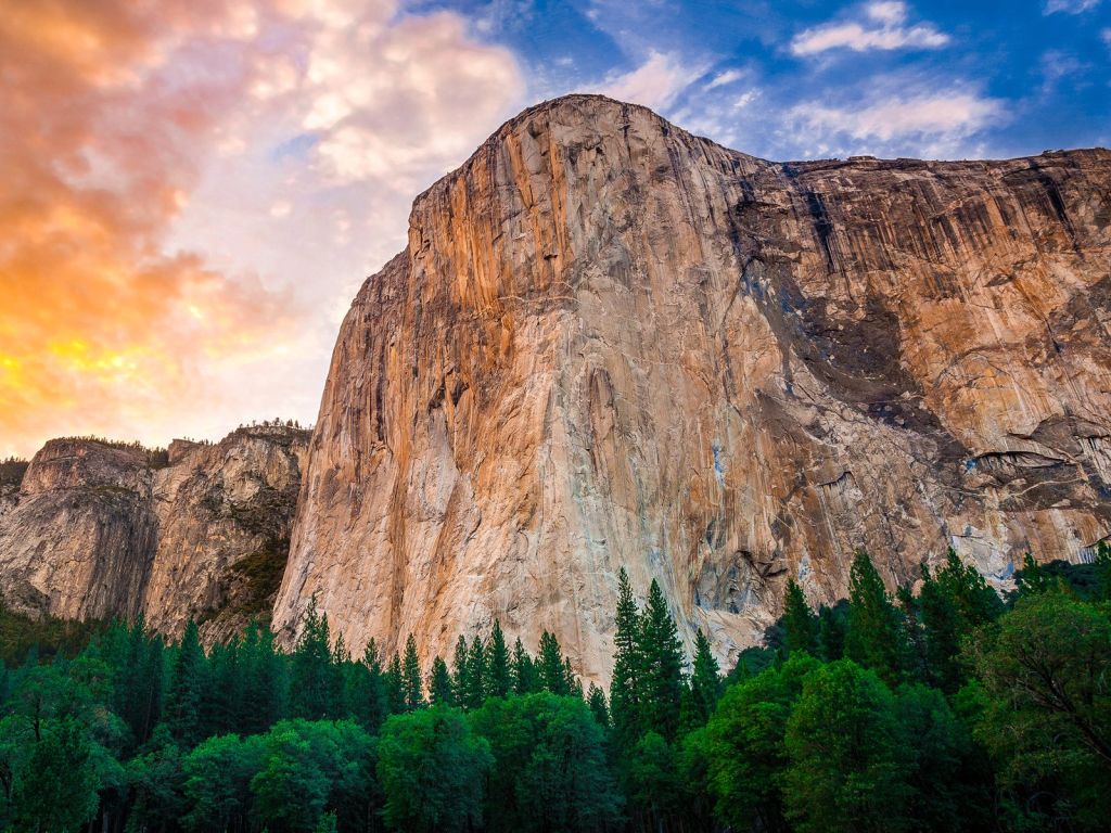 Yosemite Mountains wallpaper